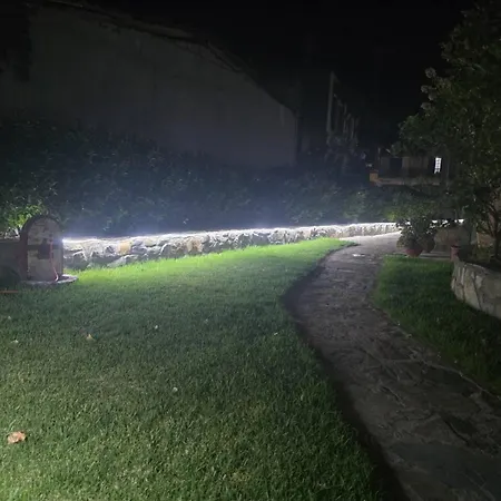 Апартаменты Gardenscape Сикия